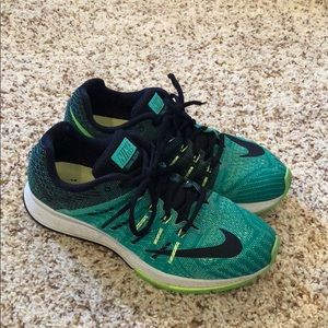 Nike Zoom Elite 8 shoes